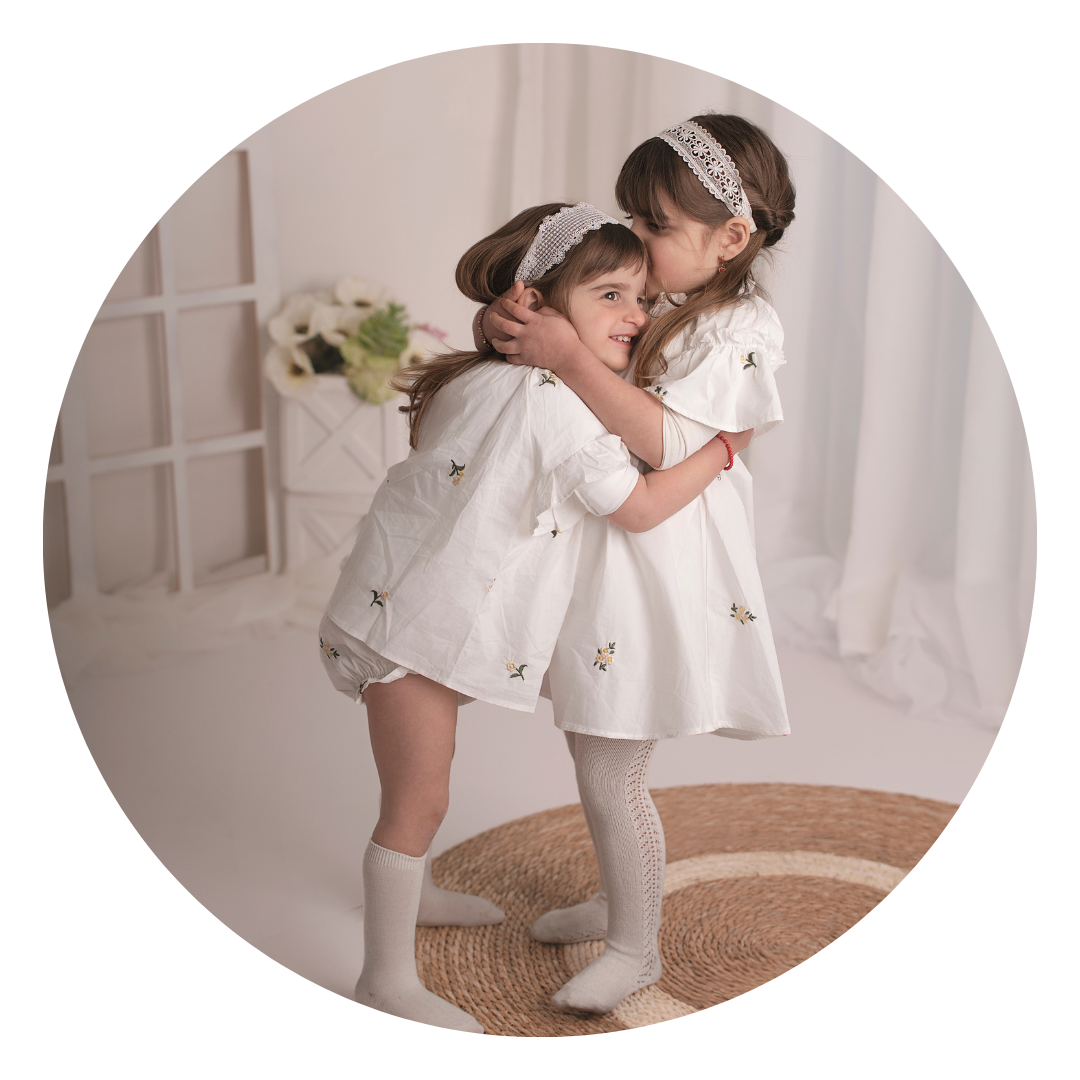 Red Gradient Profile Photo Instagram Post (4)